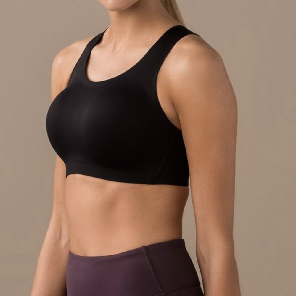 NWT Lululemon Enlite Sports Bra - Size 34C - Black
